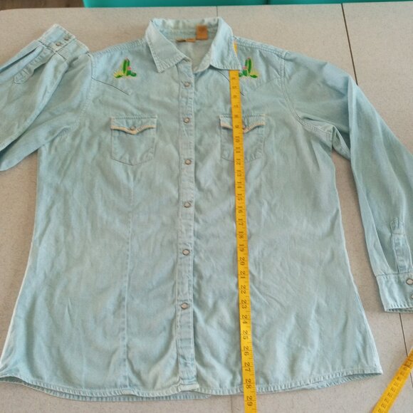 Vintage Wrangler Cactus Embroidered front and back pearl snap denim shirt XL - Picture 6 of 10